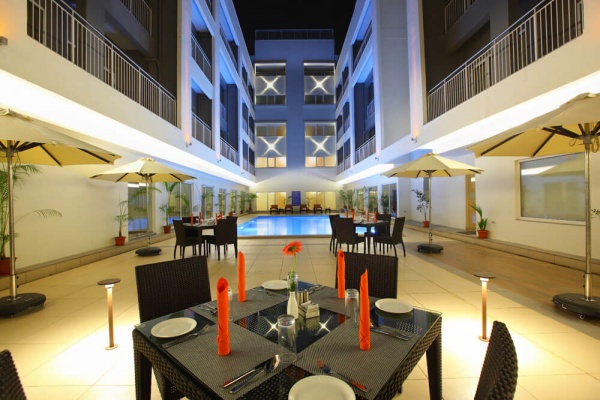 Starlit Suites Cochin - Poolside Lounge